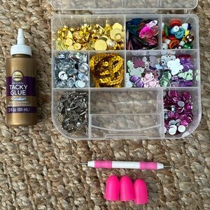 JEWELRY KIT BEADS GEMS HEARTS PEACE JEWELS SEQUINS TACKY GLUE BURNING MAN KIT